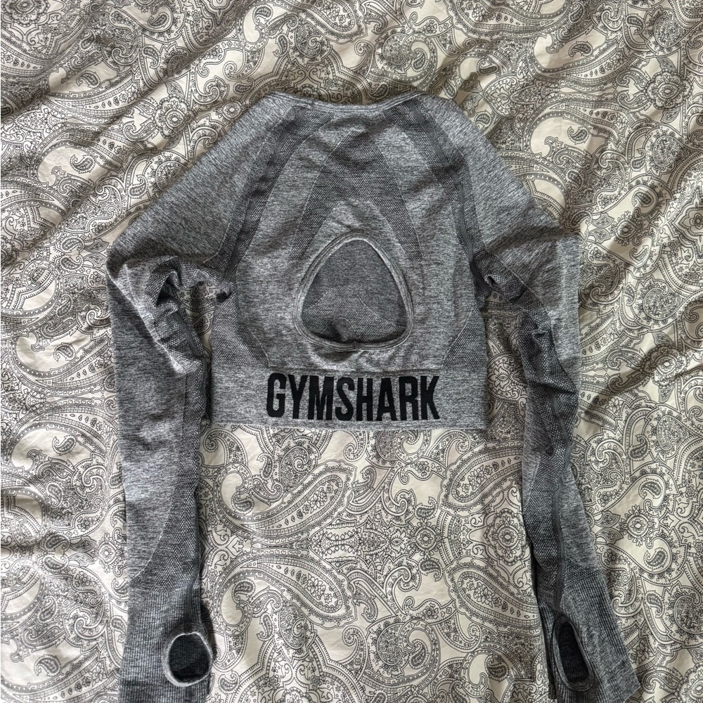 Gymshark grey top - Picture 4 of 6
